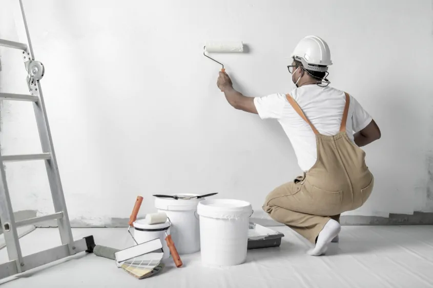Cuidados Essenciais Antes de Iniciar uma Pintura: Dicas Profissionais e Onde Encontrar as Melhores Tintas BH
